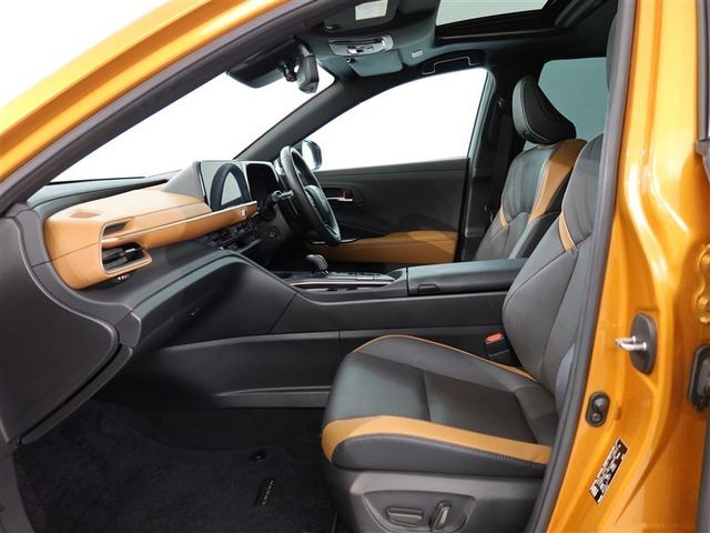 クラウンクロスオーバー ＲＳアドバンスド　１年間走行無制限保証　ペダル踏み間違い　衝突回避被害軽減　車線逸脱警報機能　メモリナビ　フルセグＴＶ　バックカメラ　パノラミックモニタ　ドライブレコーダー　ＥＴＣ　電源コンセント　クルーズコントロール（10枚目）