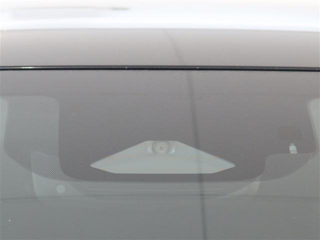 クラウンクロスオーバー ＲＳアドバンスド　１年間走行無制限保証　ペダル踏み間違い　衝突回避被害軽減　車線逸脱警報機能　メモリナビ　フルセグＴＶ　バックカメラ　パノラミックモニタ　ドライブレコーダー　ＥＴＣ　電源コンセント　クルーズコントロール（13枚目）