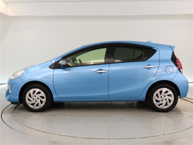 アクア Ｓ　１年間走行無制限保証　衝突回避被害軽減　車線逸脱警報機能　メモリナビ　ワンセグＴＶ　ＥＴＣ　スマートキー　オートエアコン（3枚目）