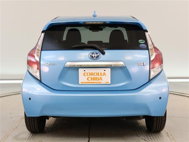 アクア Ｓ　１年間走行無制限保証　衝突回避被害軽減　車線逸脱警報機能　メモリナビ　ワンセグＴＶ　ＥＴＣ　スマートキー　オートエアコン（4枚目）