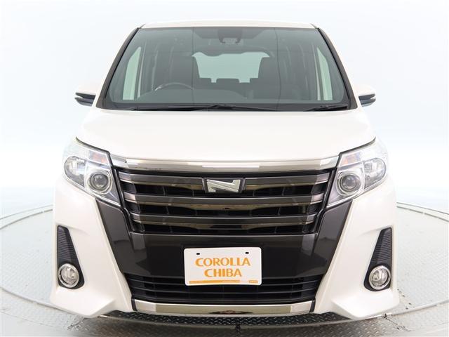 ノア Ｓｉ　ダブルバイビー　１年間走行無制限保証　衝突回避被害軽減　車線逸脱警報機能　メモリナビ　フルセグＴＶ　バックカメラ　クルーズコントロール　電動スライドドア　ＬＥＤヘッドライト　ＤＶＤ再生　スマートキー　オートエアコン（2枚目）