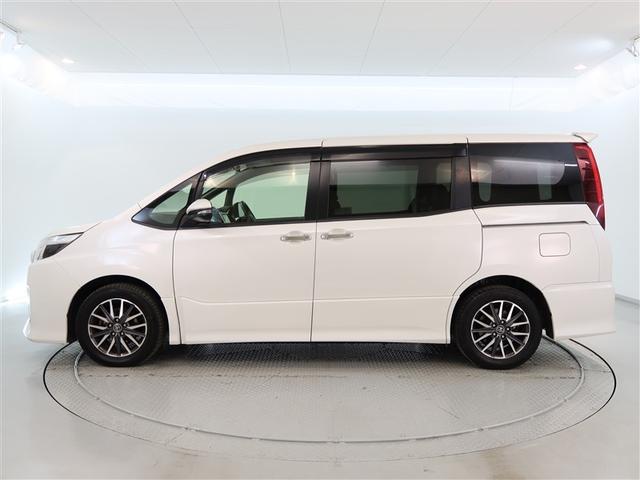 ノア Ｓｉ　ダブルバイビー　１年間走行無制限保証　衝突回避被害軽減　車線逸脱警報機能　メモリナビ　フルセグＴＶ　バックカメラ　クルーズコントロール　電動スライドドア　ＬＥＤヘッドライト　ＤＶＤ再生　スマートキー　オートエアコン（3枚目）