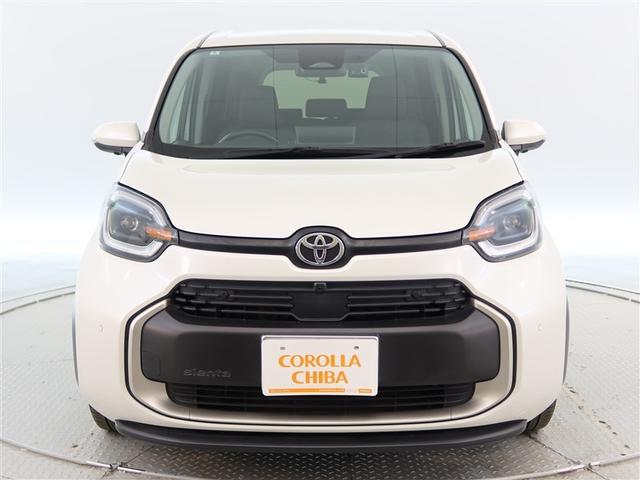 シエンタ ハイブリッドＺ　１年間走行無制限保証　ペダル踏み間違い　衝突回避被害軽減　車線逸脱警報機能　メモリナビ　フルセグＴＶ　バックカメラ　パノラミックモニタ　後席用モニター　ドライブレコーダー　ＥＴＣ　電源コンセント（2枚目）