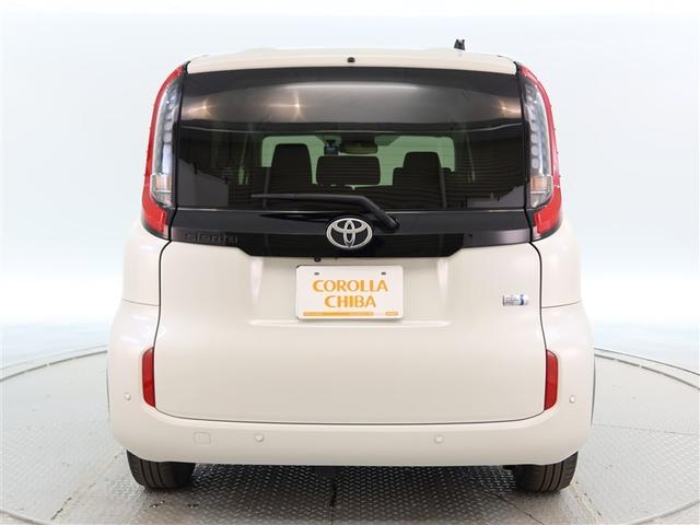 シエンタ ハイブリッドＺ　１年間走行無制限保証　ペダル踏み間違い　衝突回避被害軽減　車線逸脱警報機能　メモリナビ　フルセグＴＶ　バックカメラ　パノラミックモニタ　後席用モニター　ドライブレコーダー　ＥＴＣ　電源コンセント（4枚目）