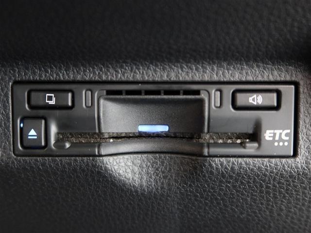 シエンタ ハイブリッドＺ　１年間走行無制限保証　ペダル踏み間違い　衝突回避被害軽減　車線逸脱警報機能　メモリナビ　フルセグＴＶ　バックカメラ　パノラミックモニタ　後席用モニター　ドライブレコーダー　ＥＴＣ　電源コンセント（19枚目）