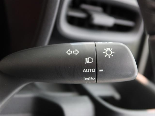 シエンタ ハイブリッドＺ　１年間走行無制限保証　ペダル踏み間違い　衝突回避被害軽減　車線逸脱警報機能　メモリナビ　フルセグＴＶ　バックカメラ　パノラミックモニタ　後席用モニター　ドライブレコーダー　ＥＴＣ　電源コンセント（21枚目）