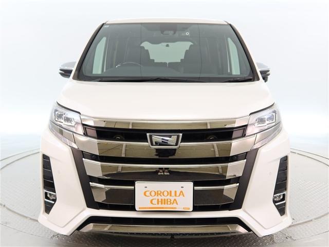 ノア Ｓｉ　ダブルバイビーＩＩＩ　１年間走行無制限保証　ペダル踏み間違い　衝突回避被害軽減　車線逸脱警報機能　メモリナビ　フルセグＴＶ　バックカメラ　ドライブレコーダー　ＥＴＣ　クルーズコントロール　電動スライドドア（2枚目）