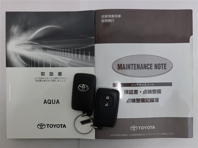 アクア S 1年間走行無制限保証 衝突回避被害軽減 車線逸脱警報機能 メモリナビ フルセグTV バックカメラ ETC DVD再生 スマートキー オートエアコン(23枚目)