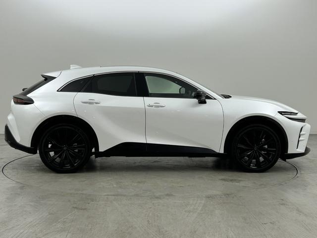 クラウンスポーツ Ｚ　ムーンルーフ　純正メーカーナビ　全方位カメラ　ＥＴＣ　ナビ連動前後ドラレコ　置くだけ充電　デジタルルームミラー　ＡＣＣ　コーナーセンサー　トヨタセーフティセンス　パワーリアゲート　パワーシート　ＬＥＤ（39枚目）