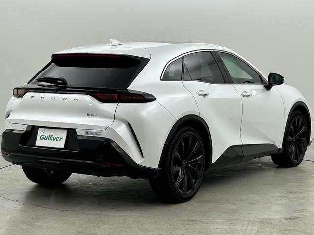 クラウンスポーツ Ｚ　ムーンルーフ　純正メーカーナビ　全方位カメラ　ＥＴＣ　ナビ連動前後ドラレコ　置くだけ充電　デジタルルームミラー　ＡＣＣ　コーナーセンサー　トヨタセーフティセンス　パワーリアゲート　パワーシート　ＬＥＤ（40枚目）