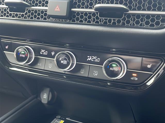 ＺＲ－Ｖ ｅ：ＨＥＶ　Ｚ　ワンオーナー　メーカー純正９インチナビ　フルセグＴＶ　ＡｐｐｌｅＣａｒＰｌａｙ　ＡｎｄｒｏｉｄＡｕｔｏ　Ｂｌｕｅｔｏｏｔｈ　全方位カメラ（13枚目）