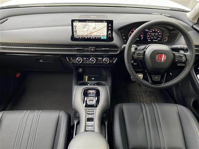 ＺＲ－Ｖ ｅ：ＨＥＶ　Ｚ　ワンオーナー　メーカー純正９インチナビ　フルセグＴＶ　ＡｐｐｌｅＣａｒＰｌａｙ　ＡｎｄｒｏｉｄＡｕｔｏ　Ｂｌｕｅｔｏｏｔｈ　全方位カメラ（42枚目）