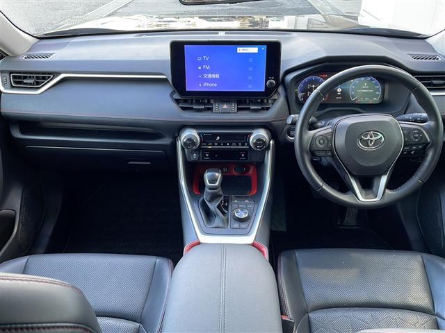 ＲＡＶ４ アドベンチャー　オフロードパッケージＩＩ　純正１０．５インチディスプレイオーディオ（ナビ対応）　バックカメラ　ＥＴＣ　専用サスペンション（１０センチＵＰ）　純正１８ＡＷ　セーフティセンス　ＬＥＤヘッド　ダウンヒルアシスト　スポーティシート（5枚目）