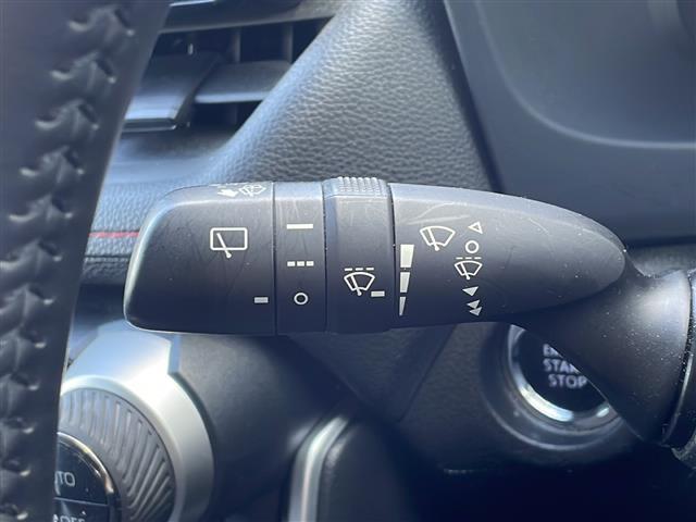 ＲＡＶ４ アドベンチャー　オフロードパッケージＩＩ　純正１０．５インチディスプレイオーディオ（ナビ対応）　バックカメラ　ＥＴＣ　専用サスペンション（１０センチＵＰ）　純正１８ＡＷ　セーフティセンス　ＬＥＤヘッド　ダウンヒルアシスト　スポーティシート（12枚目）