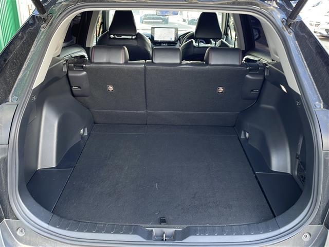 ＲＡＶ４ アドベンチャー　オフロードパッケージＩＩ　純正１０．５インチディスプレイオーディオ（ナビ対応）　バックカメラ　ＥＴＣ　専用サスペンション（１０センチＵＰ）　純正１８ＡＷ　セーフティセンス　ＬＥＤヘッド　ダウンヒルアシスト　スポーティシート（24枚目）