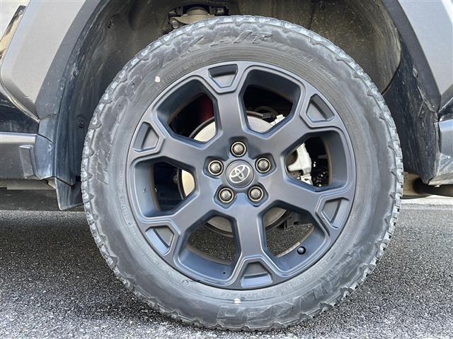 ＲＡＶ４ アドベンチャー　オフロードパッケージＩＩ　純正１０．５インチディスプレイオーディオ（ナビ対応）　バックカメラ　ＥＴＣ　専用サスペンション（１０センチＵＰ）　純正１８ＡＷ　セーフティセンス　ＬＥＤヘッド　ダウンヒルアシスト　スポーティシート（40枚目）