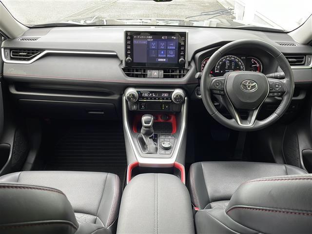 ＲＡＶ４ アドベンチャー　オフロードパッケージ　純正９インチディスプレイオーディオ　バックカメラ　ＥＴＣ　専用サスペンション　純正１８ＡＷ　パワーシート　スマートキー　ＬＥＤヘッド　スポーティシート　レーダークルコン（5枚目）