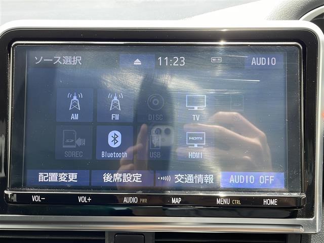 シエンタ Ｇ　クエロ　純正ＳＤナビ／フルセグ／ＳＤ／ＣＤ／ＤＶＤ／ＢＴ／アラウンドビューモニター／バックカメラ／純正１２インチフリップダウンモニター／両側パワスラ／衝突被害軽減システム／クルコン／レーンキープアシスト（3枚目）