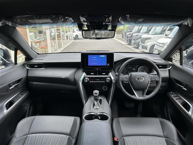 ハリアーハイブリッド Ｇ　純正ディスプレイオーディオ（ナビ対応）　バックカメラ　ＥＴＣ　登録済未使用車　セーフティセンス　パワーバックドア　コンビシート　運転席パワーシート　デジタルインナーミラー　純正１８ＡＷ（42枚目）