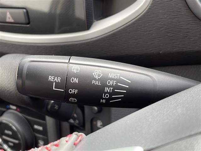 ワゴンＲ ２０周年記念車　ＳＤナビ（ＢＴ／ワンセグＴＶ／ＦＭ）／シートヒータ－／運転支援機能（レーダーブレーキサポート）（誤発信抑制機能）（エマージェンシーストップシグナル）／バックカメラ／オートライト／プッシュスタート（12枚目）