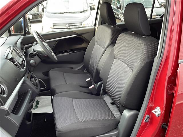 ワゴンＲ ２０周年記念車　ＳＤナビ（ＢＴ／ワンセグＴＶ／ＦＭ）／シートヒータ－／運転支援機能（レーダーブレーキサポート）（誤発信抑制機能）（エマージェンシーストップシグナル）／バックカメラ／オートライト／プッシュスタート（17枚目）