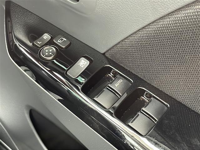ワゴンＲ ２０周年記念車　ＳＤナビ（ＢＴ／ワンセグＴＶ／ＦＭ）／シートヒータ－／運転支援機能（レーダーブレーキサポート）（誤発信抑制機能）（エマージェンシーストップシグナル）／バックカメラ／オートライト／プッシュスタート（26枚目）