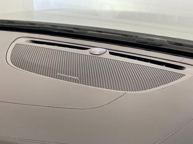 Ｖ６０ Ｔ５　インスクリプション　ワンオーナー／純正メモリナビ／追従式クルーズコントロール／ヘッドアップディスプレイ／デジタルインナーミラー／ドライブレコーダー（全方位録画）／パワーバックドア／前席パワーシート／前席エアシート（8枚目）