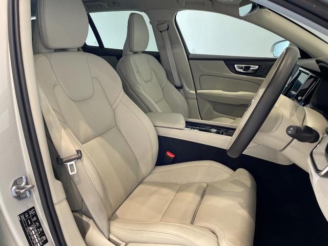 Ｖ６０ Ｔ５　インスクリプション　ワンオーナー／純正メモリナビ／追従式クルーズコントロール／ヘッドアップディスプレイ／デジタルインナーミラー／ドライブレコーダー（全方位録画）／パワーバックドア／前席パワーシート／前席エアシート（13枚目）