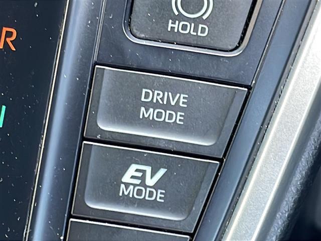 ヴォクシー ハイブリッドＳ－Ｚ　禁煙車　純正コネクトナビ　　プリクラッシュセーフティ　両側パワースライドドア　バックカメラ　レーダークルーズ　ビルトインＥＴＣ　ドライブレコーダー　シートヒーター　ハーフレザーシート　　スマートキー（22枚目）