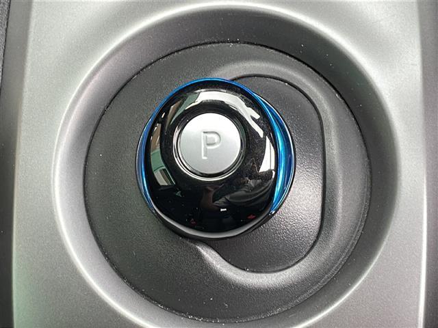リーフ Ｓ　禁煙車　社外ＳＤナビ　バックカメラ　クルーズコントロール　オートライト　ＬＥＤヘッドライト　フォグランプ　シートヒーター　ステアリングスイッチ　スマートキー　スペアキー　プッシュスタート　　ＥＴＣ（36枚目）