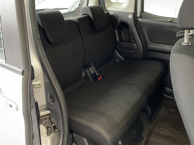 デイズルークス ハイウェイスター　ターボ　禁煙車　ＦＭ／ＡＭ／ＣＤ／ＤＶＤ　純正ナビ　バックカメラ　後席画面　両側電動　アラウンドビューモニター　ＥＴＣ　純正フロアマット　純正アルミホイール　プッシュスタート　オートエアコン　オートライト（14枚目）