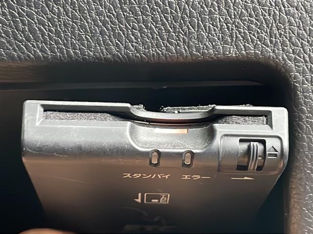 デイズルークス ハイウェイスター　ターボ　禁煙車　ＦＭ／ＡＭ／ＣＤ／ＤＶＤ　純正ナビ　バックカメラ　後席画面　両側電動　アラウンドビューモニター　ＥＴＣ　純正フロアマット　純正アルミホイール　プッシュスタート　オートエアコン　オートライト（24枚目）