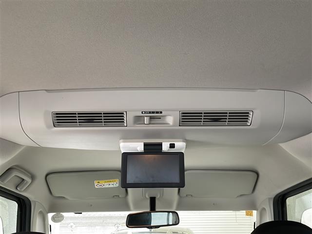 デイズルークス ハイウェイスター　ターボ　禁煙車　ＦＭ／ＡＭ／ＣＤ／ＤＶＤ　純正ナビ　バックカメラ　後席画面　両側電動　アラウンドビューモニター　ＥＴＣ　純正フロアマット　純正アルミホイール　プッシュスタート　オートエアコン　オートライト（28枚目）