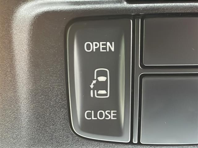ヴェルファイア ２．５Ｘ　禁煙車社外９型ナビ　両側パワースライドドア　衝突軽減ブレーキ　ＬＫＡ　クリアランスソナー　　バックカメラ　オートライト　オートハイビーム　レザ調シートカバー　純正アルミホイール　ビルトインＥＴＣ　ＢＴ（6枚目）