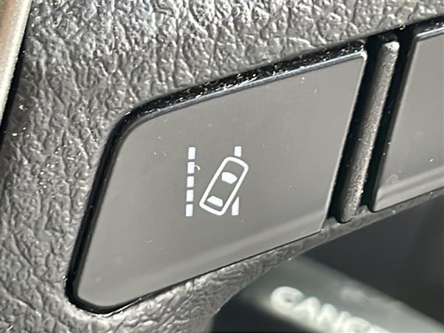 ヴェルファイア ２．５Ｘ　禁煙車社外９型ナビ　両側パワースライドドア　衝突軽減ブレーキ　ＬＫＡ　クリアランスソナー　　バックカメラ　オートライト　オートハイビーム　レザ調シートカバー　純正アルミホイール　ビルトインＥＴＣ　ＢＴ（8枚目）