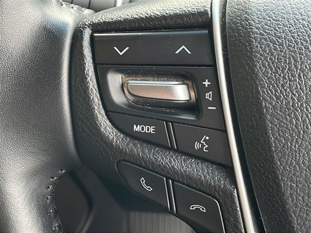 ヴェルファイア ２．５Ｘ　禁煙車社外９型ナビ　両側パワースライドドア　衝突軽減ブレーキ　ＬＫＡ　クリアランスソナー　　バックカメラ　オートライト　オートハイビーム　レザ調シートカバー　純正アルミホイール　ビルトインＥＴＣ　ＢＴ（29枚目）
