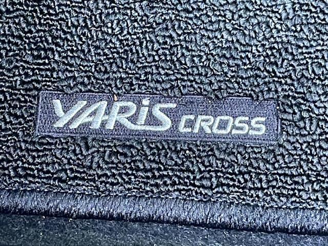 ヤリスクロス ハイブリッドＺ　禁煙車　純正ディスプレイオーディオパノラマモニター　プリクラッシュセーフティ　レーダークルーズコントロール　ＢＳＭ　ＬＫＡ　パワーバックドア　オートライト　オートハイビーム　シートヒータ　ハーフレザー（37枚目）