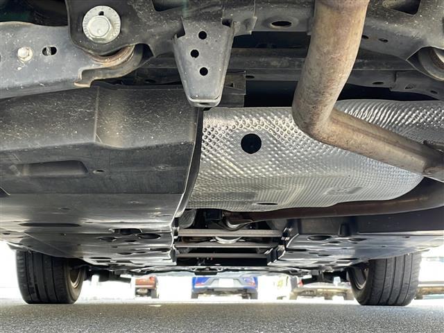 Ｃ－ＨＲ Ｇ　禁煙車　純正ＳＤナビ　プリクラッシュセーフティ　ＢＳＭ　ＬＫＡ　レーダークルーズコントロール　クリアランスソナー　バックカメラ　オートライト　オートハイビーム　ＬＥＤヘッドライト　フォグランプ　ＥＴＣ（43枚目）