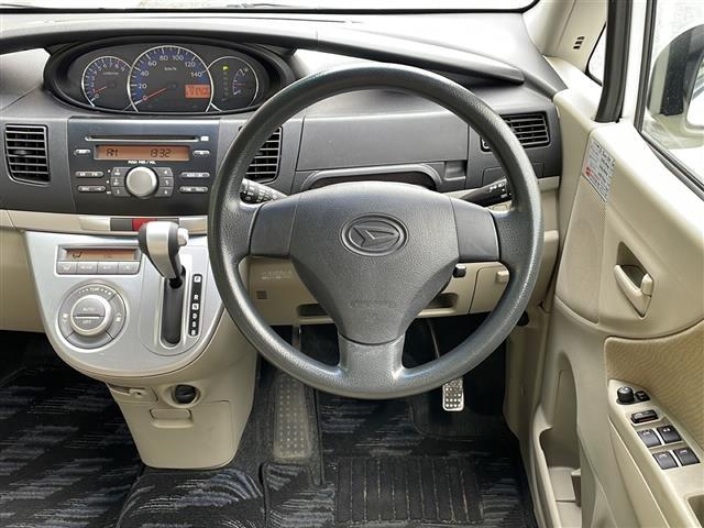 ムーヴ Xリミテッド 禁煙車 純正オーディオ AM/FM/CD 純正フロアマット 純正アルミホイール パワーウィンドウ パワーステアリング オートエアコン Wエアバッグ ヘッドライトレベライザー 盗難防止 電動格納ミラー(20枚目)