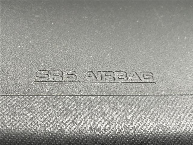 ムーヴ Xリミテッド 禁煙車 純正オーディオ AM/FM/CD 純正フロアマット 純正アルミホイール パワーウィンドウ パワーステアリング オートエアコン Wエアバッグ ヘッドライトレベライザー 盗難防止 電動格納ミラー(30枚目)