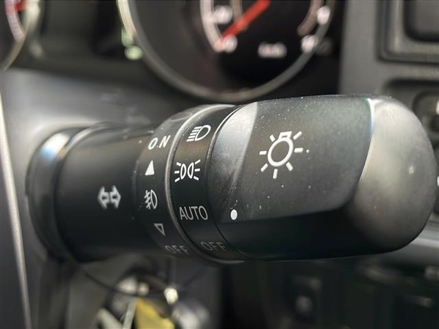 デリカＤ：５ ジャスパー　禁煙車　アルパイン９型ナビ　ＡＭ／ＦＭ／ＣＤ／ＤＶＤ　ＢＴ　フルセグＴＶ　ダブルゾーン　バックカメラ　フリップダウン　両側パワースライド　パドルシフト　クルーズコントロール　ドライブレコーダー　ＥＴＣ（11枚目）