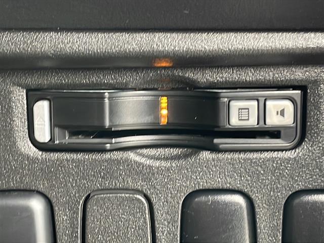 デリカＤ：５ ジャスパー　禁煙車　アルパイン９型ナビ　ＡＭ／ＦＭ／ＣＤ／ＤＶＤ　ＢＴ　フルセグＴＶ　ダブルゾーン　バックカメラ　フリップダウン　両側パワースライド　パドルシフト　クルーズコントロール　ドライブレコーダー　ＥＴＣ（24枚目）