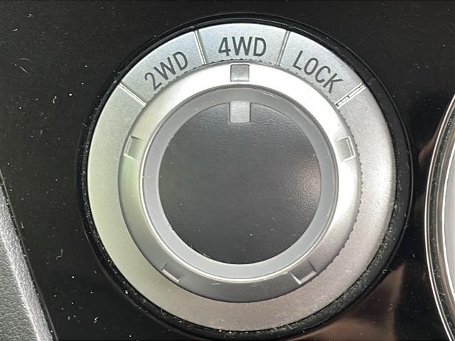 デリカＤ：５ ジャスパー　禁煙車　アルパイン９型ナビ　ＡＭ／ＦＭ／ＣＤ／ＤＶＤ　ＢＴ　フルセグＴＶ　ダブルゾーン　バックカメラ　フリップダウン　両側パワースライド　パドルシフト　クルーズコントロール　ドライブレコーダー　ＥＴＣ（30枚目）
