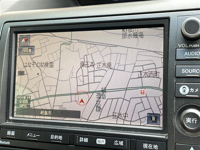 ステップワゴン Li 禁煙車 AM/FM/CD/DVD 純正ナビ BT/TV ACC 両側パワースライド アラウンドビュー フリップダウン ビルトインETC 純正フロアマット 社外アルミホイール 3列シート スマートキー(3枚目)