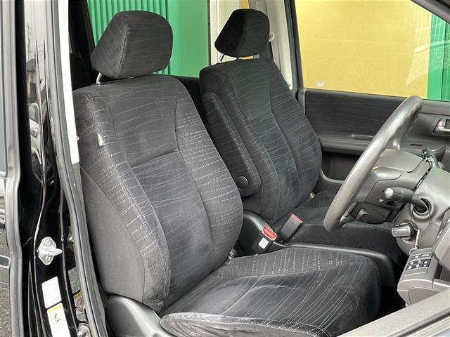 ステップワゴン Li 禁煙車 AM/FM/CD/DVD 純正ナビ BT/TV ACC 両側パワースライド アラウンドビュー フリップダウン ビルトインETC 純正フロアマット 社外アルミホイール 3列シート スマートキー(13枚目)