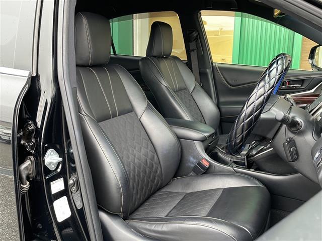 ハリアー プレミアム　禁煙車　純正９型ナビ　プリクラッシュセーフティ　ＬＫＡ　バックカメラ　パワーバックドア　クルーズコントロール　オートライト　オートハイビーム　ＬＥＤヘッドライト　スマートキー　純正アルミホイール　ＢＴ（13枚目）