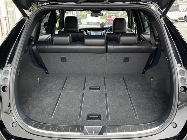 ハリアー プレミアム　禁煙車　純正９型ナビ　プリクラッシュセーフティ　ＬＫＡ　バックカメラ　パワーバックドア　クルーズコントロール　オートライト　オートハイビーム　ＬＥＤヘッドライト　スマートキー　純正アルミホイール　ＢＴ（15枚目）