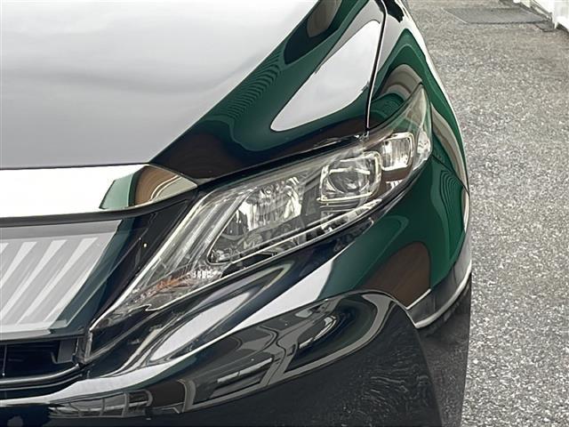 ハリアー プレミアム　禁煙車　純正９型ナビ　プリクラッシュセーフティ　ＬＫＡ　バックカメラ　パワーバックドア　クルーズコントロール　オートライト　オートハイビーム　ＬＥＤヘッドライト　スマートキー　純正アルミホイール　ＢＴ（37枚目）