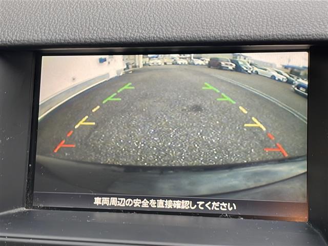 ティーダ １５Ｓ　禁煙車　ＡＭ／ＦＭ／ＣＤ／ＤＶＤ　純正ＨＤＤナビ　ワンセグＴＶ　サイドカメラ　社外ＥＴＣ　Ｗエアバッグ　ハンドルスイッチ　スマートキー　ヘッドライトレベライザー　オートエアコン　ドアバイザー　盗難防止（4枚目）