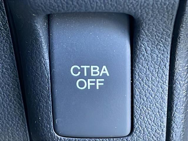 N-BOXカスタム G SSパッケージ 禁煙車 AM/FM/CD/DVD USB/BT 社外ナビ ワンセグTV 両側パワースライドドア カーテンエアバッグ バックカメラ 純正フロアマット 純正アルミホイール プッシュスタート ドアバイザー(26枚目)